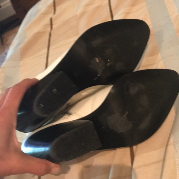 Leather slanted heel ankle boots. Never worn out - Picture 5 of 6